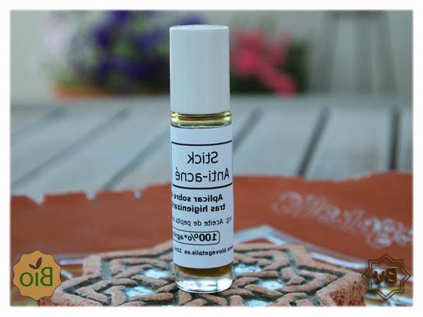 comment enlever acné naturellement